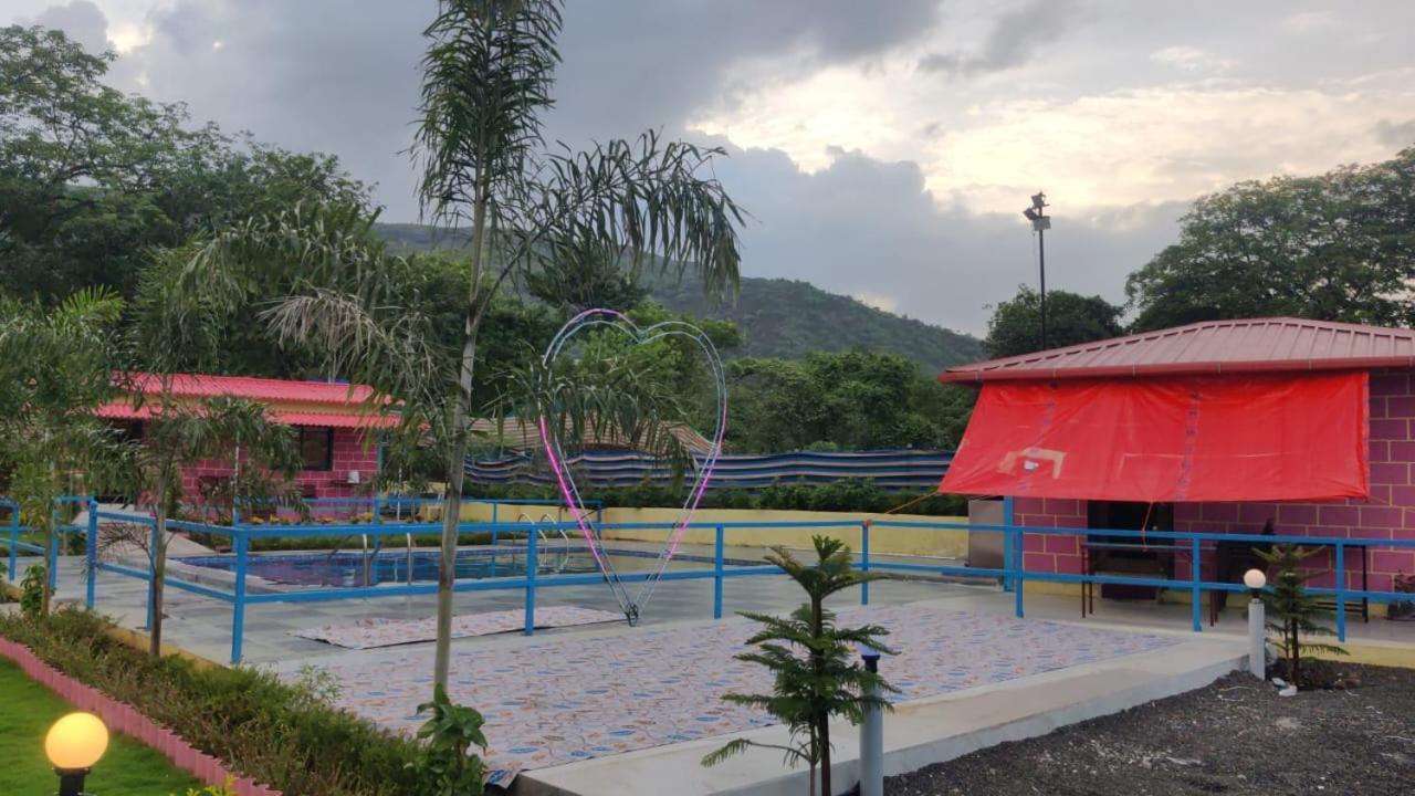 Sai Raj Farm Hotel Navi Mumbai Bagian luar foto